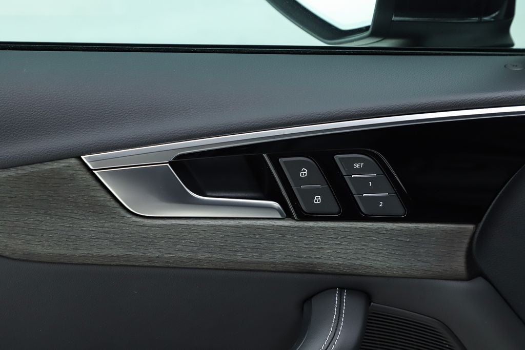 2023 Audi A4 45 S line Premium Plus quattro