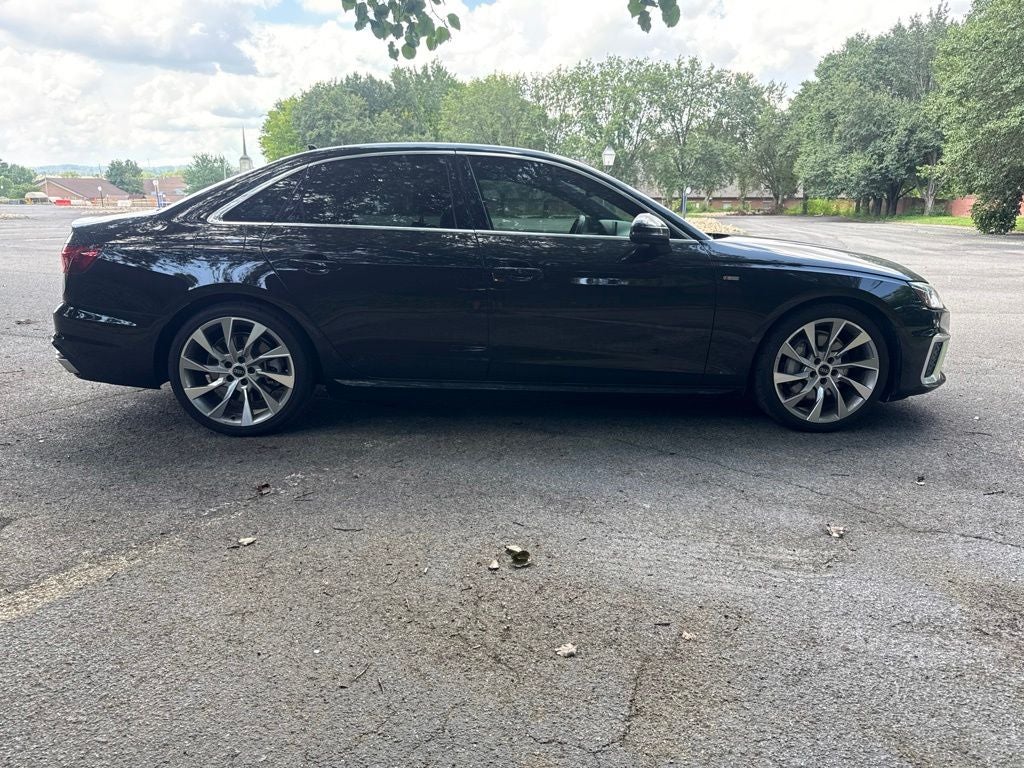 2023 Audi A4 45 S line Premium Plus quattro