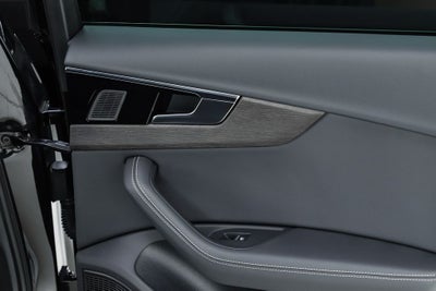 2023 Audi A4 45 S line Premium Plus quattro