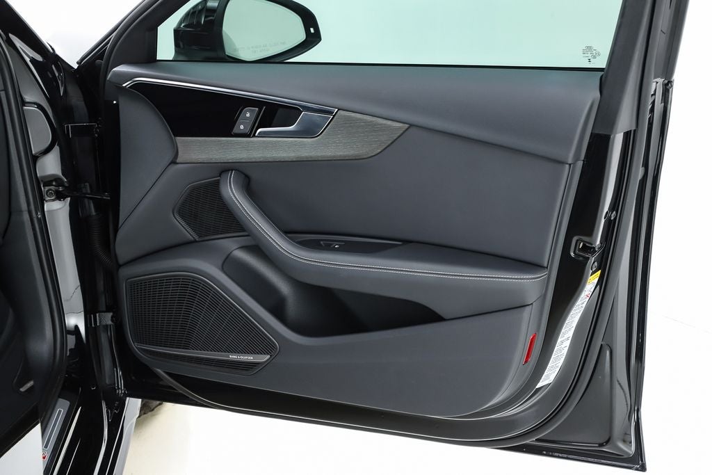 2023 Audi A4 45 S line Premium Plus quattro