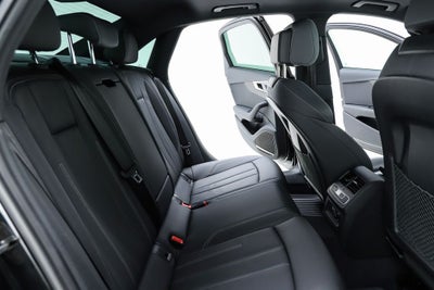 2023 Audi A4 45 S line Premium Plus quattro