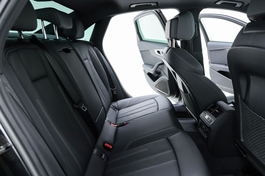 2023 Audi A4 45 S line Premium Plus quattro