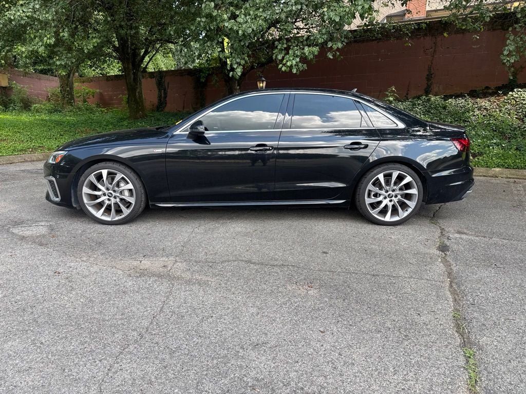 2023 Audi A4 45 S line Premium Plus quattro