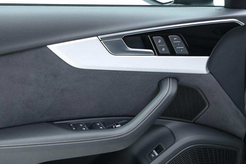 2023 Audi A4 45 S line Premium Plus quattro