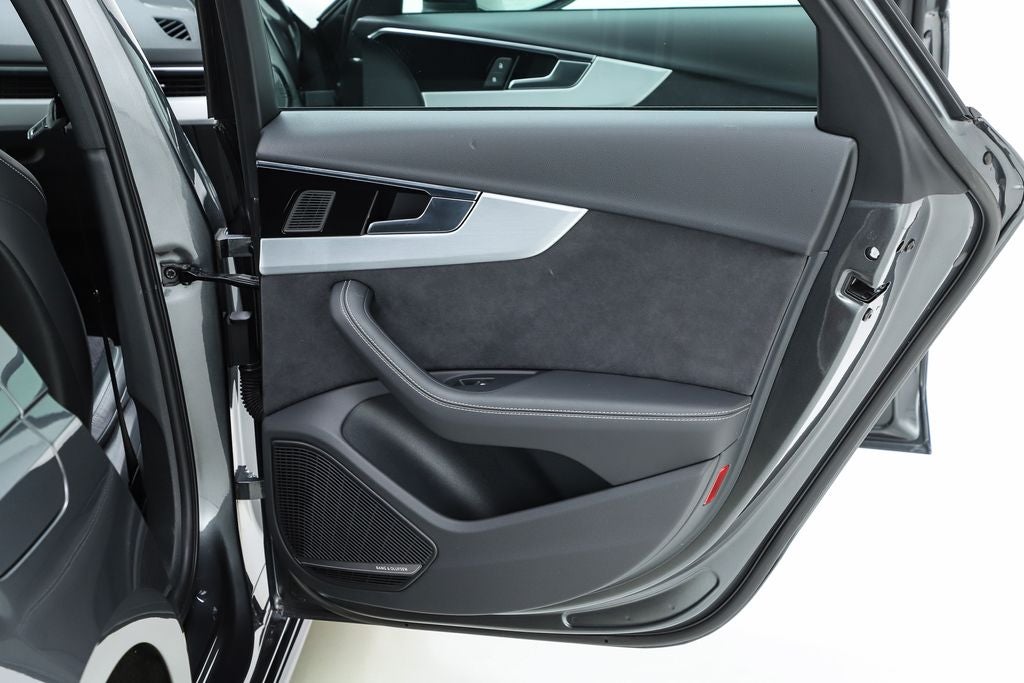 2023 Audi A4 45 S line Premium Plus quattro