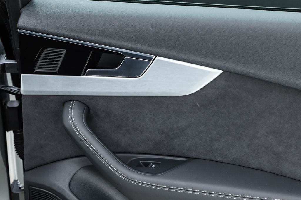 2023 Audi A4 45 S line Premium Plus quattro