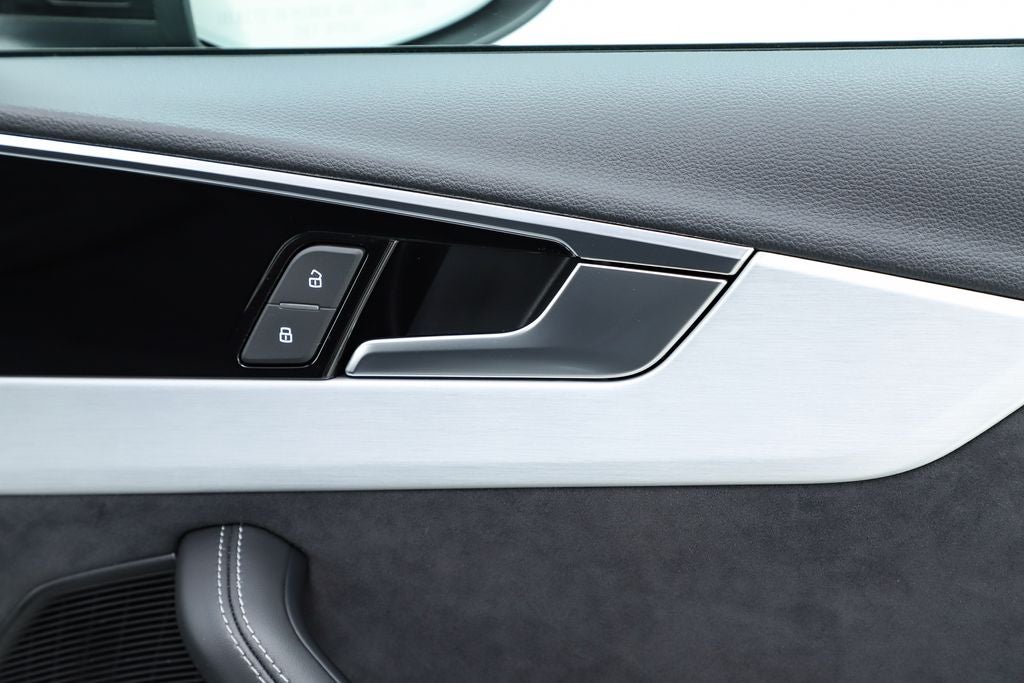 2023 Audi A4 45 S line Premium Plus quattro