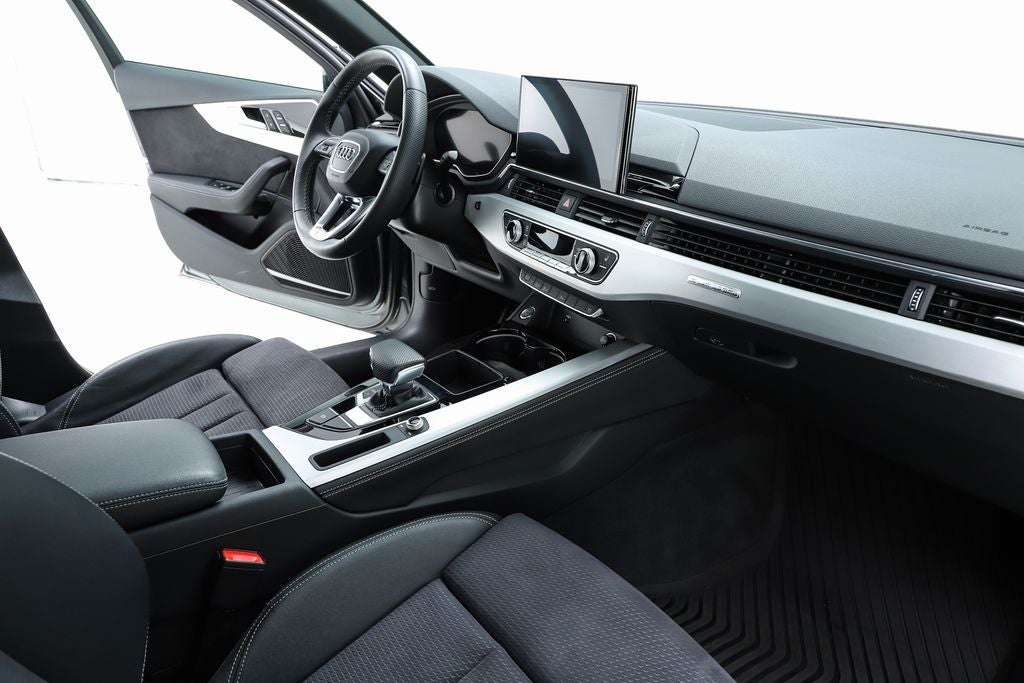 2023 Audi A4 45 S line Premium Plus quattro