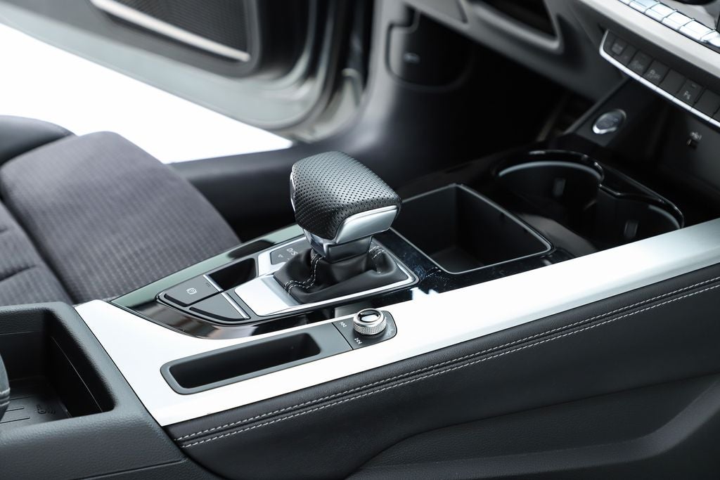 2023 Audi A4 45 S line Premium Plus quattro