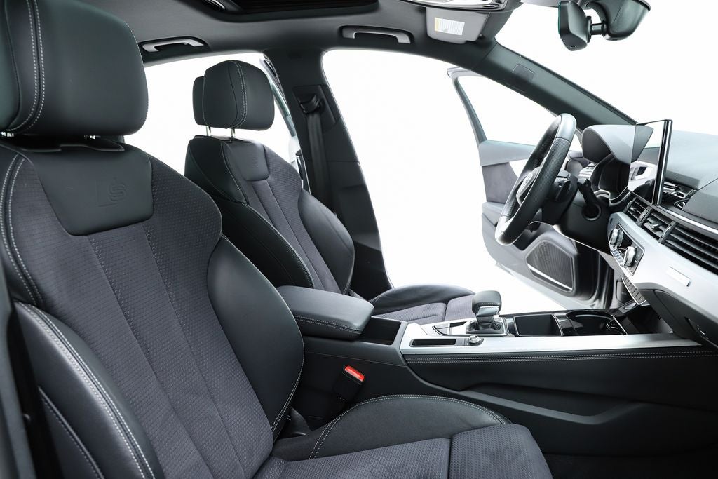2023 Audi A4 45 S line Premium Plus quattro