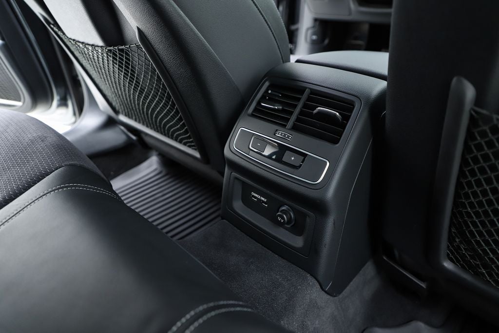 2023 Audi A4 45 S line Premium Plus quattro