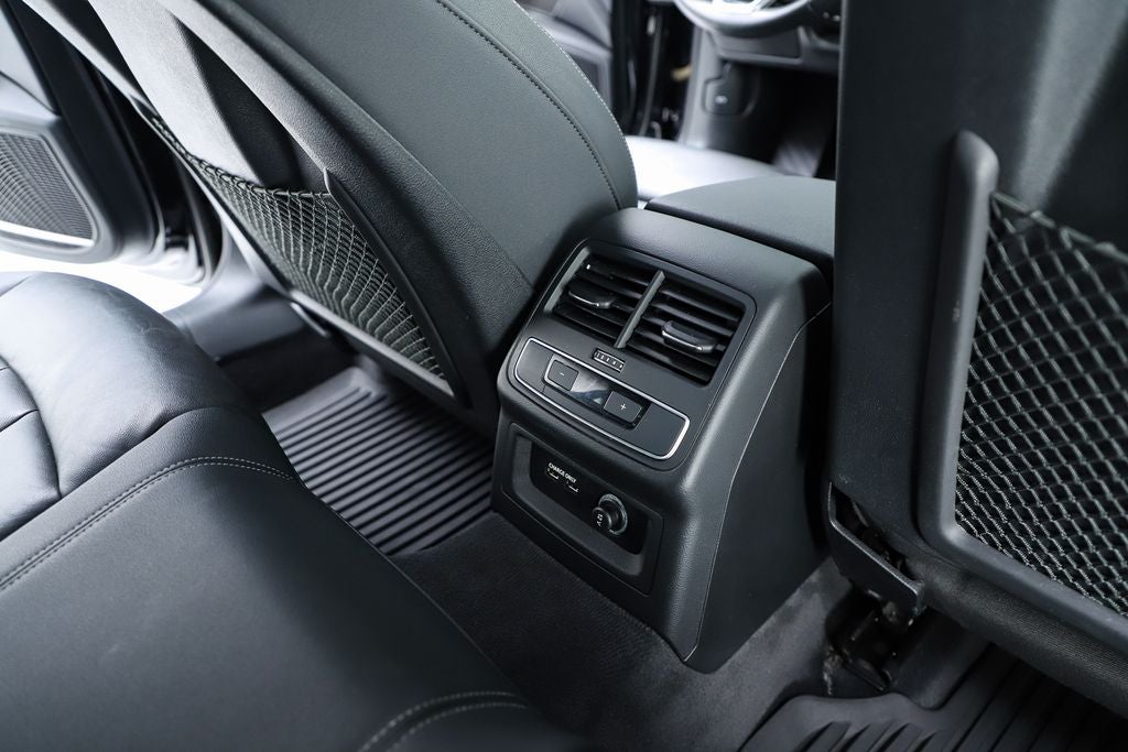 2023 Audi A4 45 S line Premium Plus quattro