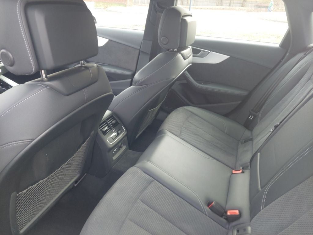 2023 Audi A4 45 S line Premium Plus quattro