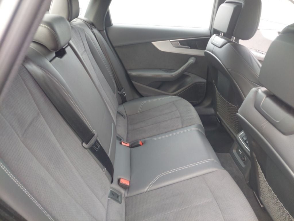 2023 Audi A4 45 S line Premium Plus quattro