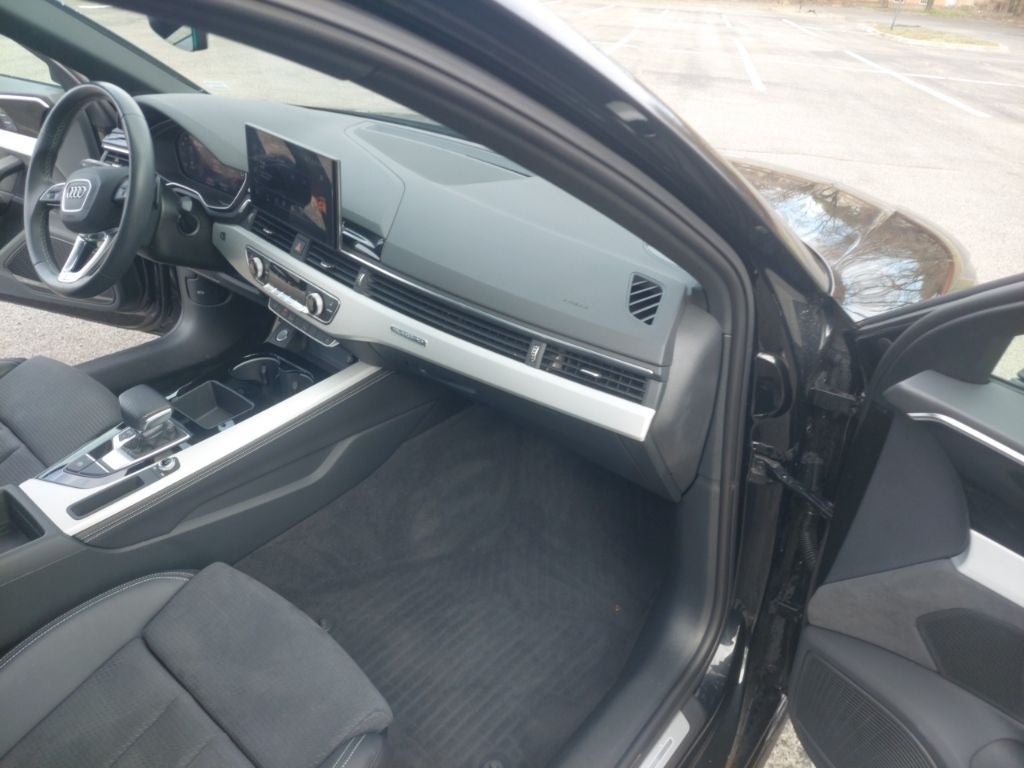 2023 Audi A4 45 S line Premium Plus quattro