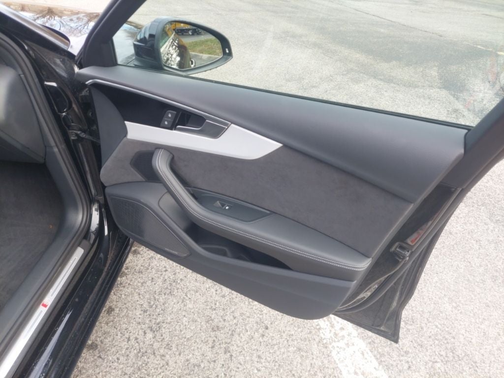 2023 Audi A4 45 S line Premium Plus quattro