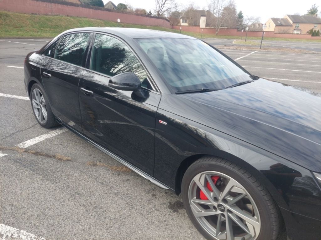 2023 Audi A4 45 S line Premium Plus quattro