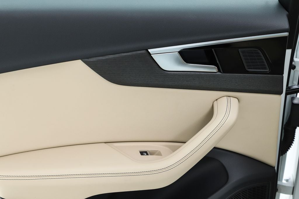 2023 Audi A4 45 S line Premium Plus quattro