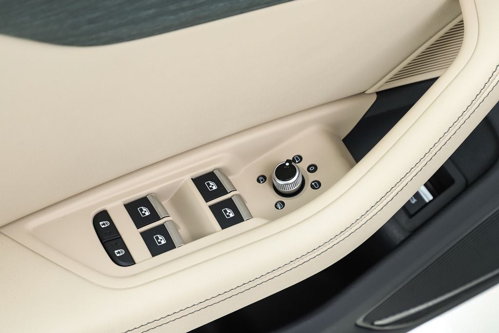 2023 Audi A4 45 S line Premium Plus quattro