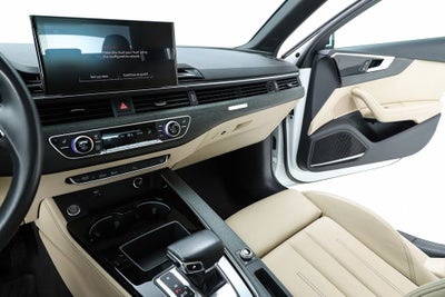 2023 Audi A4 45 S line Premium Plus quattro