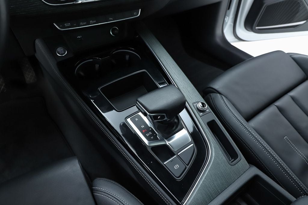 2023 Audi A4 45 S line Premium Plus quattro