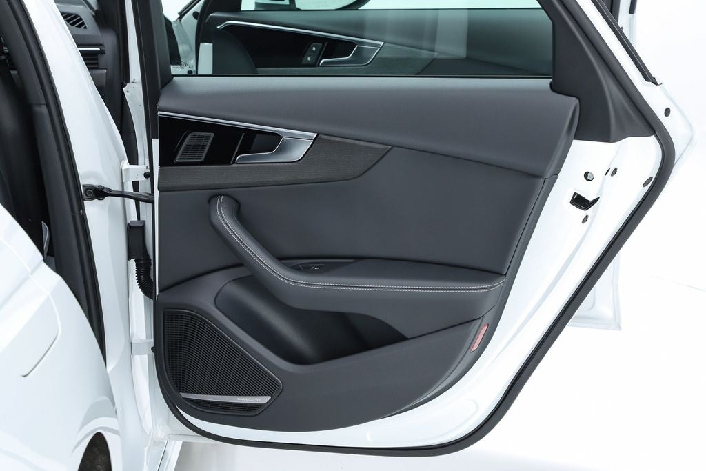 2023 Audi A4 45 S line Premium Plus quattro