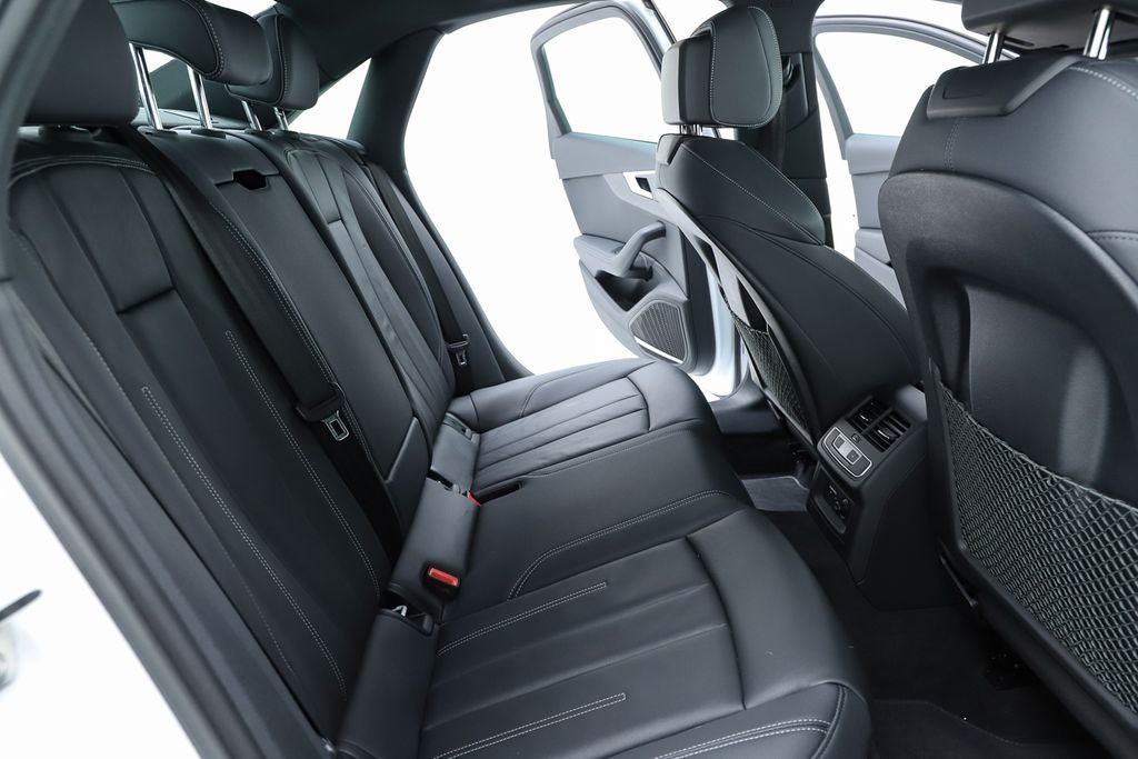 2023 Audi A4 45 S line Premium Plus quattro