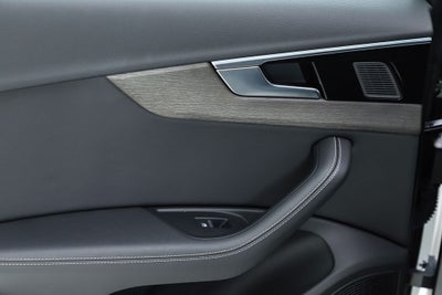 2023 Audi A4 45 S line Premium Plus quattro