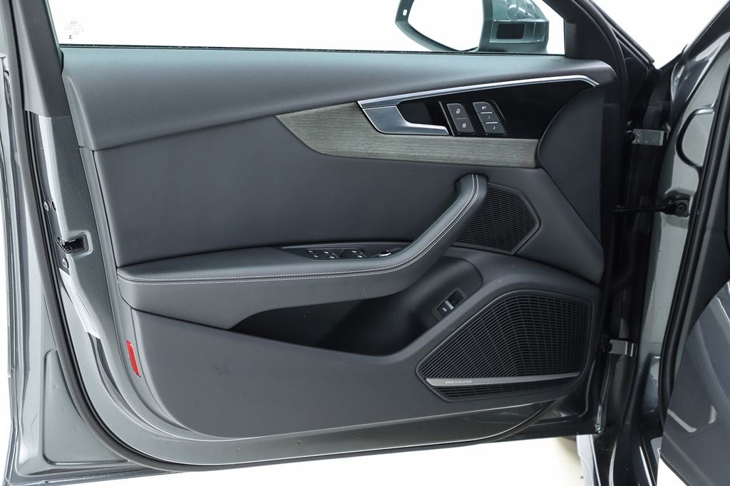 2023 Audi A4 45 S line Premium Plus quattro