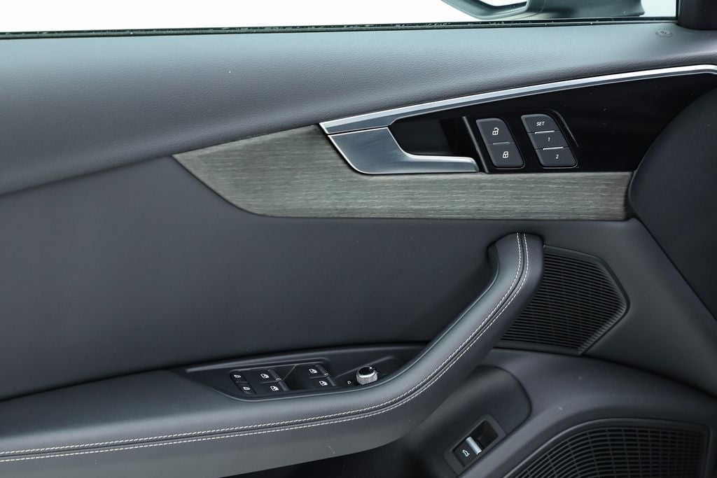 2023 Audi A4 45 S line Premium Plus quattro