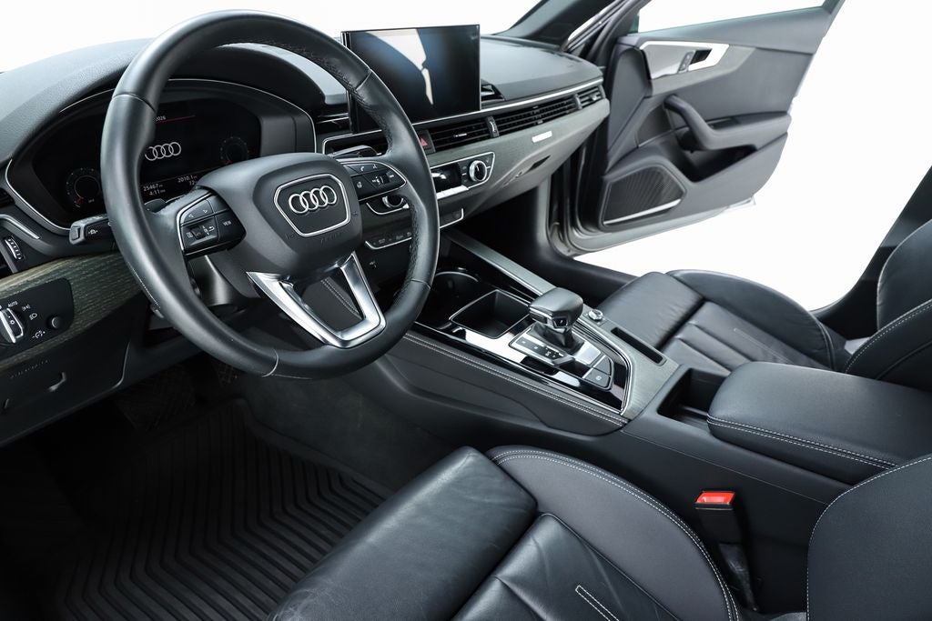 2023 Audi A4 45 S line Premium Plus quattro