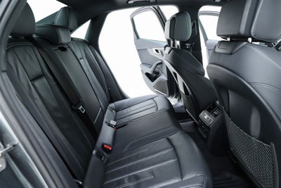 2023 Audi A4 45 S line Premium Plus quattro