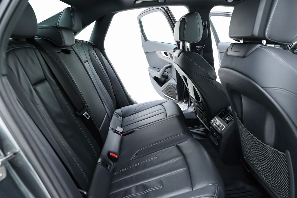 2023 Audi A4 45 S line Premium Plus quattro