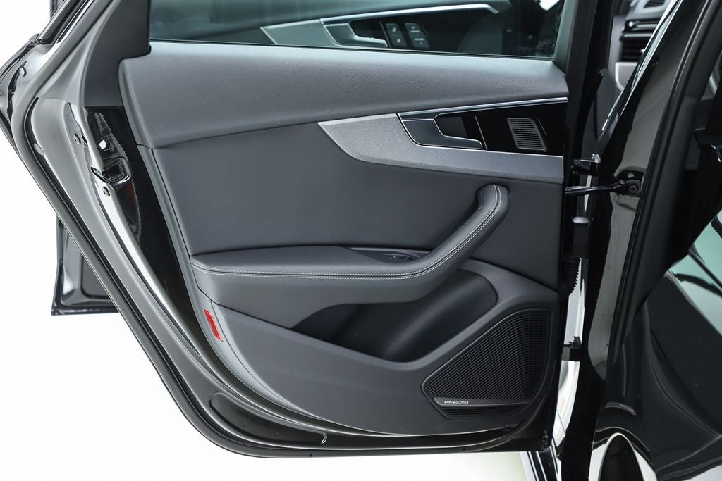 2023 Audi A4 45 S line Premium Plus quattro