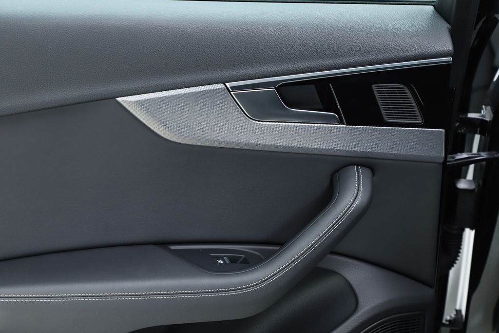 2023 Audi A4 45 S line Premium Plus quattro