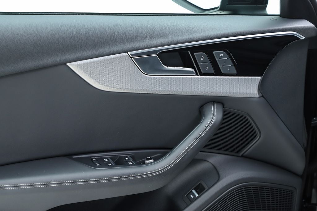2023 Audi A4 45 S line Premium Plus quattro