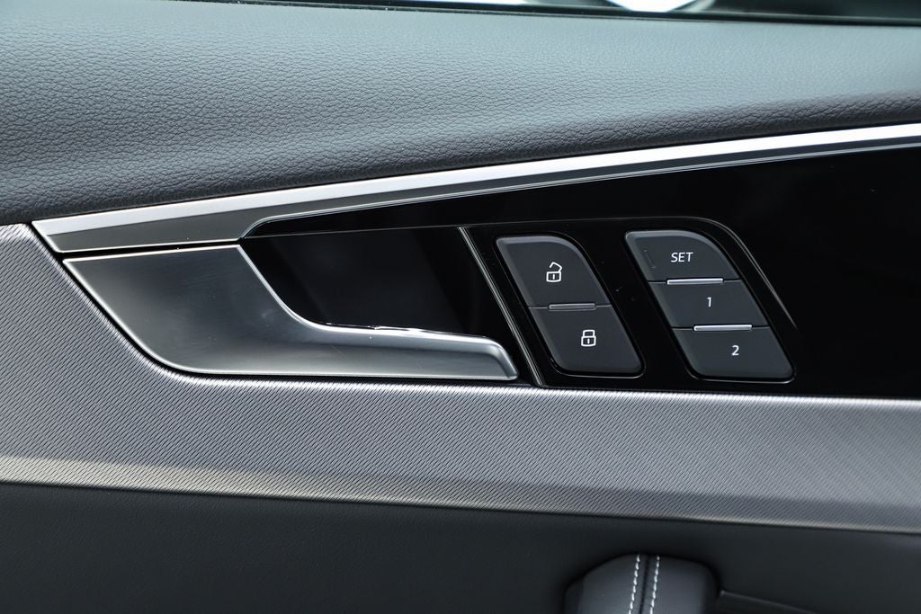 2023 Audi A4 45 S line Premium Plus quattro