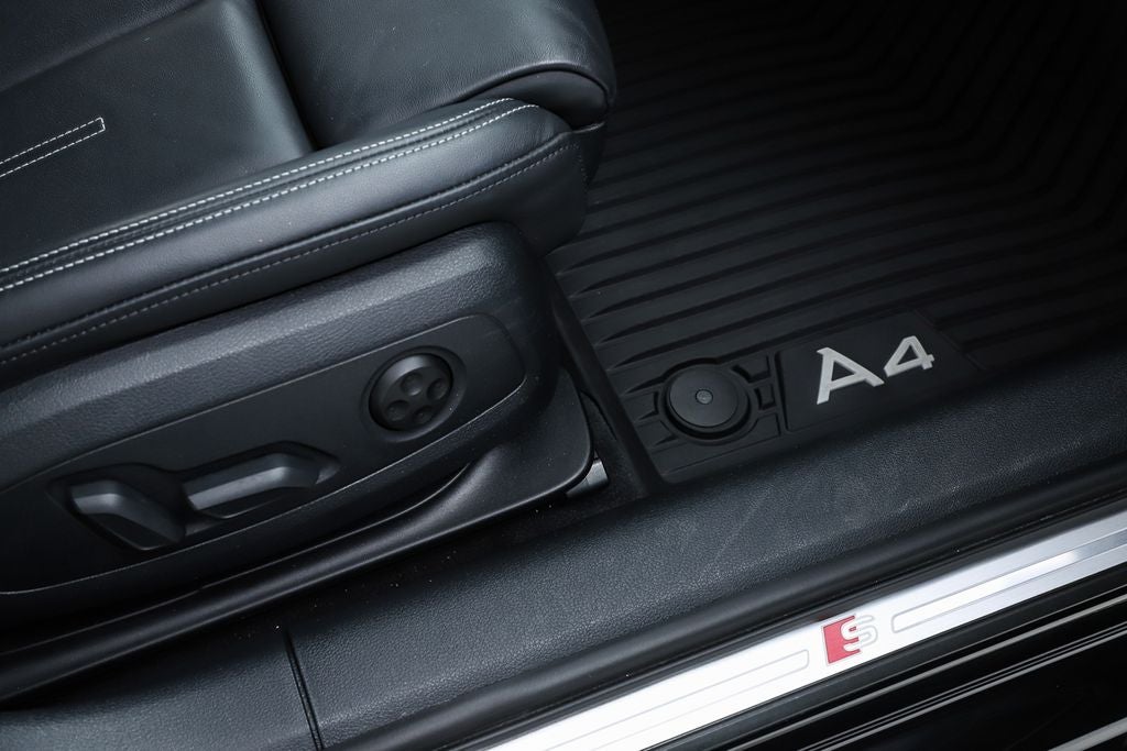 2023 Audi A4 45 S line Premium Plus quattro