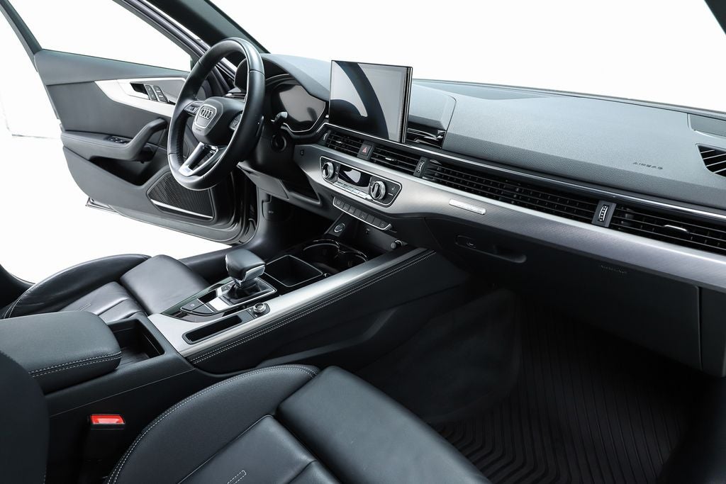 2023 Audi A4 45 S line Premium Plus quattro