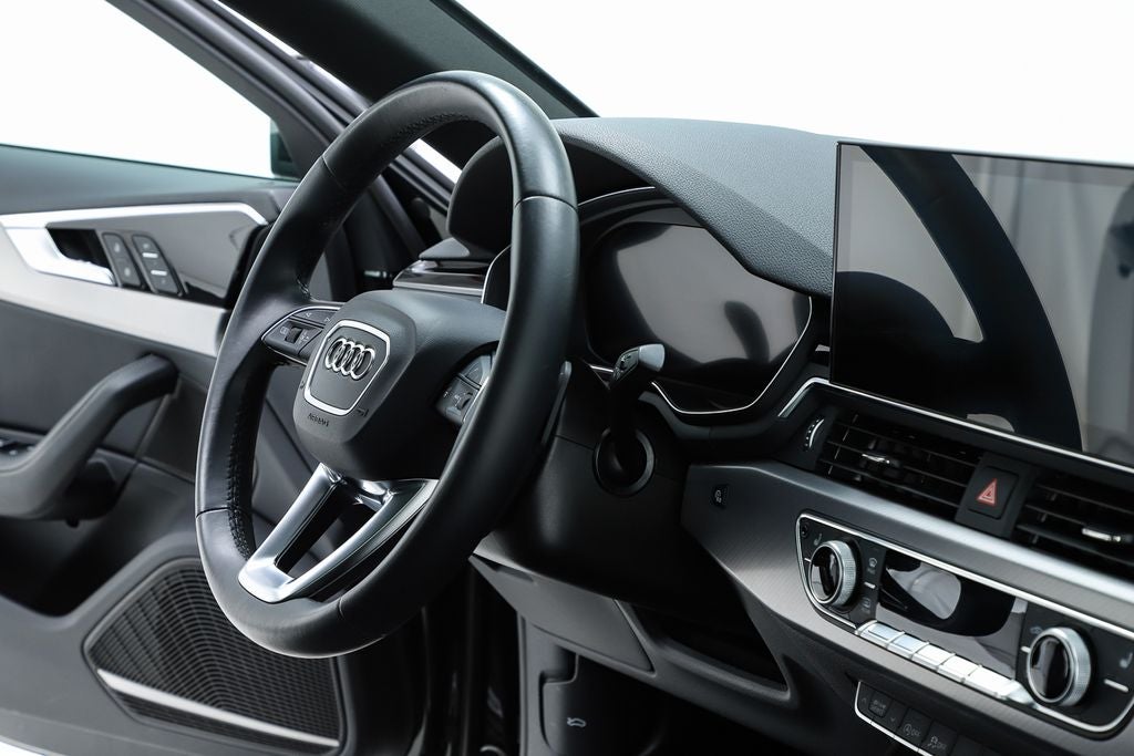 2023 Audi A4 45 S line Premium Plus quattro