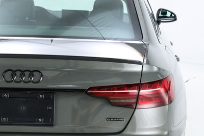 2023 Audi A4 45 S line Prestige quattro