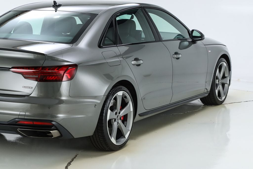 2023 Audi A4 45 S line Prestige quattro