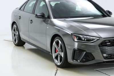 2023 Audi A4 45 S line Prestige quattro