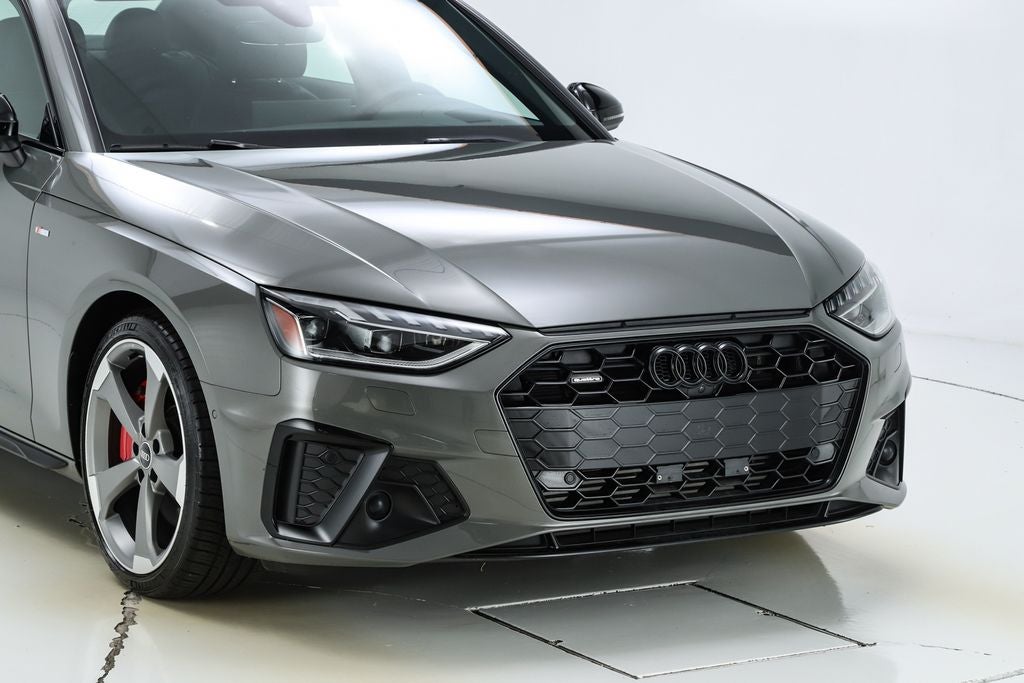 2023 Audi A4 45 S line Prestige quattro