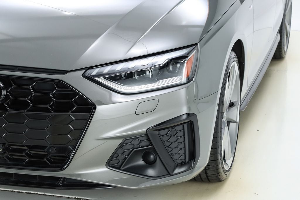2023 Audi A4 45 S line Prestige quattro