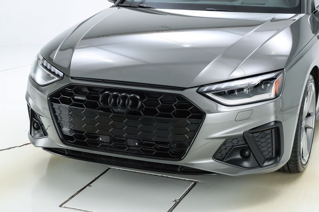 2023 Audi A4 45 S line Prestige quattro
