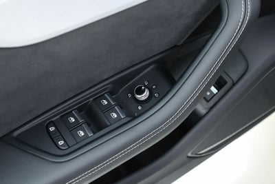 2023 Audi A4 45 S line Prestige quattro