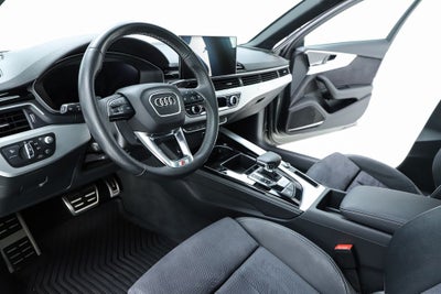 2023 Audi A4 45 S line Prestige quattro