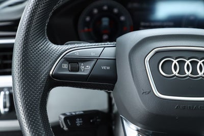 2023 Audi A4 45 S line Prestige quattro