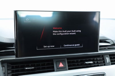 2023 Audi A4 45 S line Prestige quattro